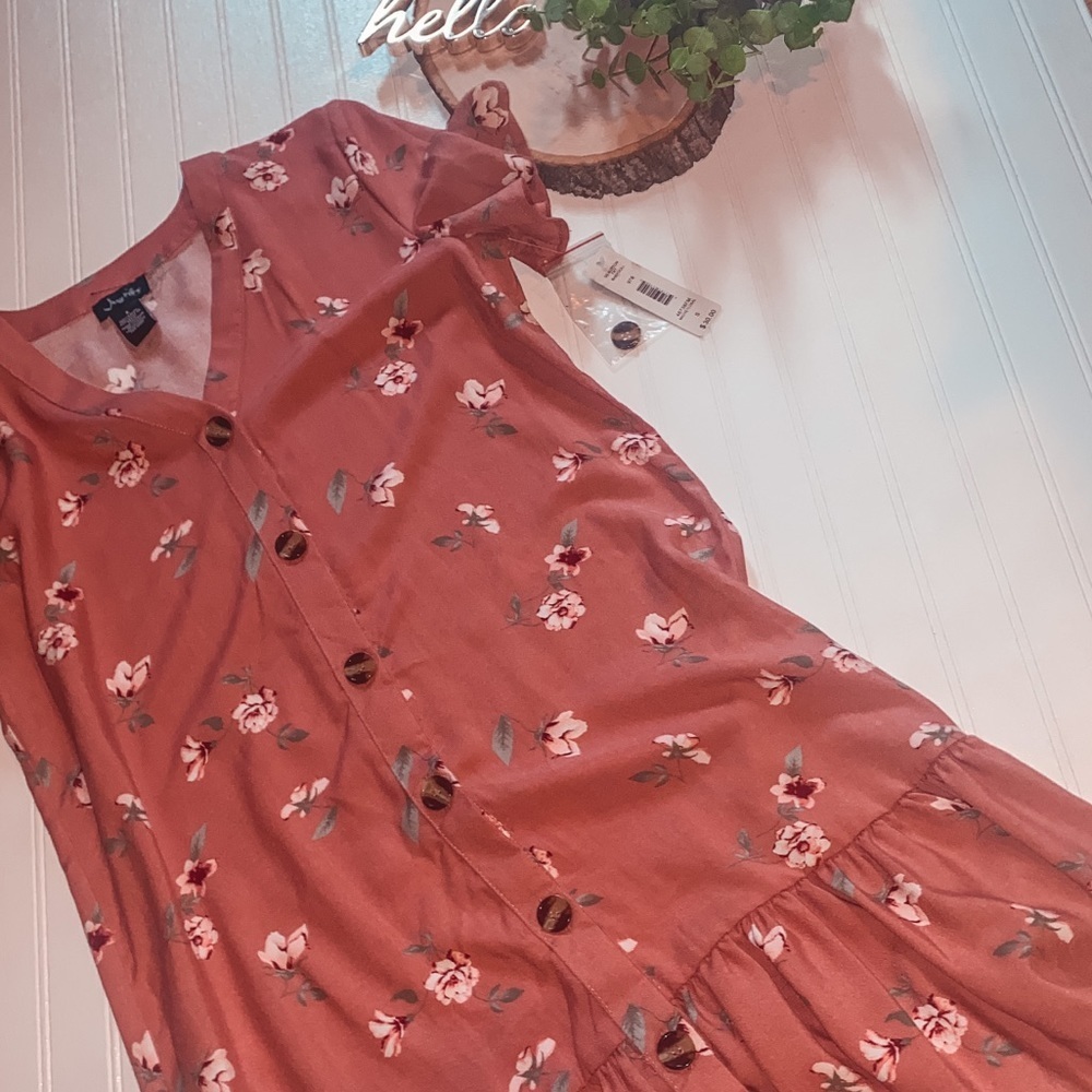 NWT: Dusty Rose Floral Botton-Down Baby Doll Dress​ - Picture 5 of 5